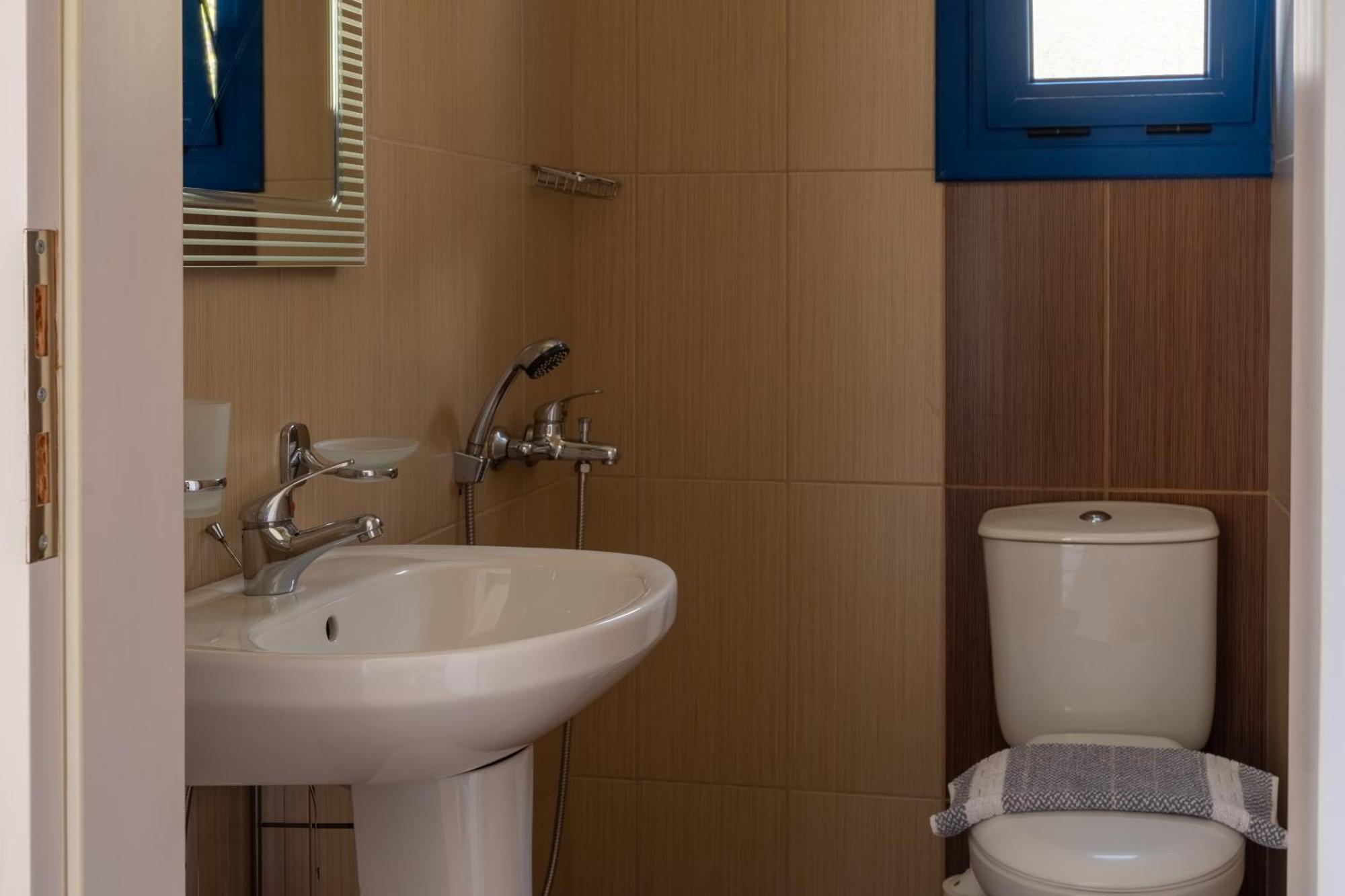 Giannis Rooms Ayía Roúmeli Bagian luar foto